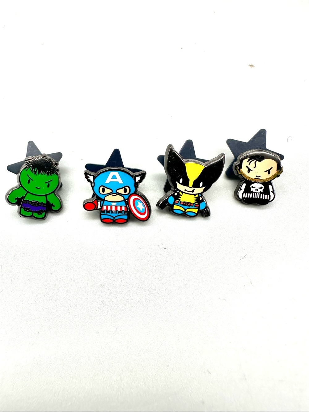 Marvel Super Hero Squad Pin Set Hulk Captain America Wolverine Punisher 4 Pack